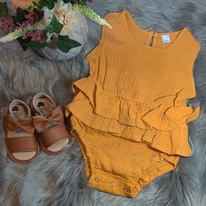 Baby girl summer outfit. Shoes not included.